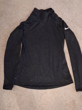 Nike Black Pro Dri-Fit Women's Long-Sleeve Quarter Side-Zip Snakeskin Pullover-M